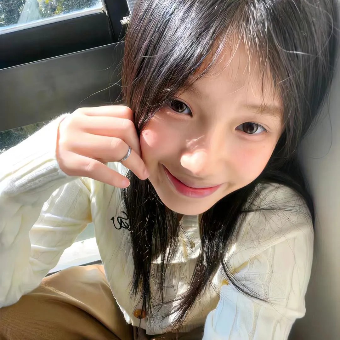 一条没有变成蓝色的鱼